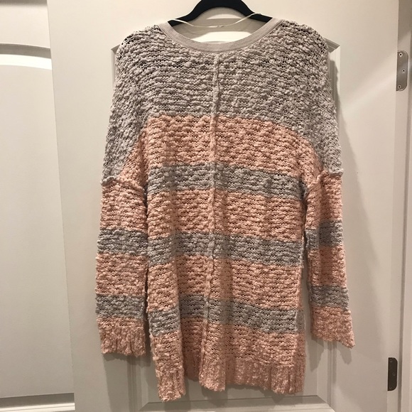 Free People Sweaters - Free People Size Small Knit Sweater Gray Pink